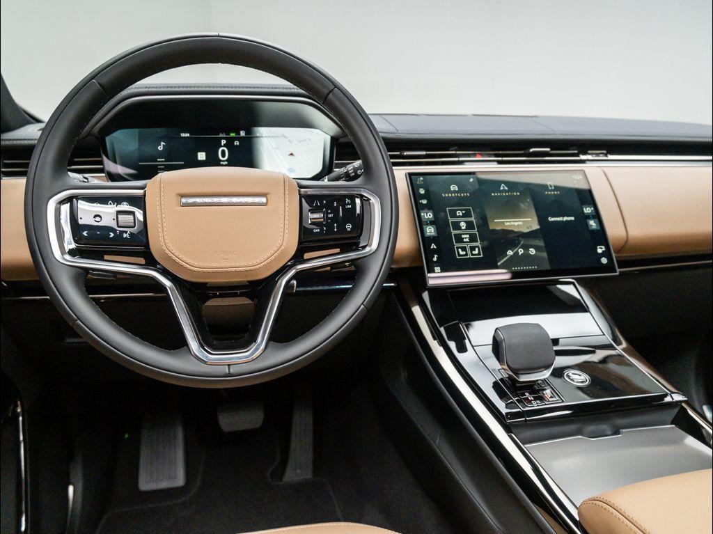 new 2025 Land Rover Range Rover Sport car