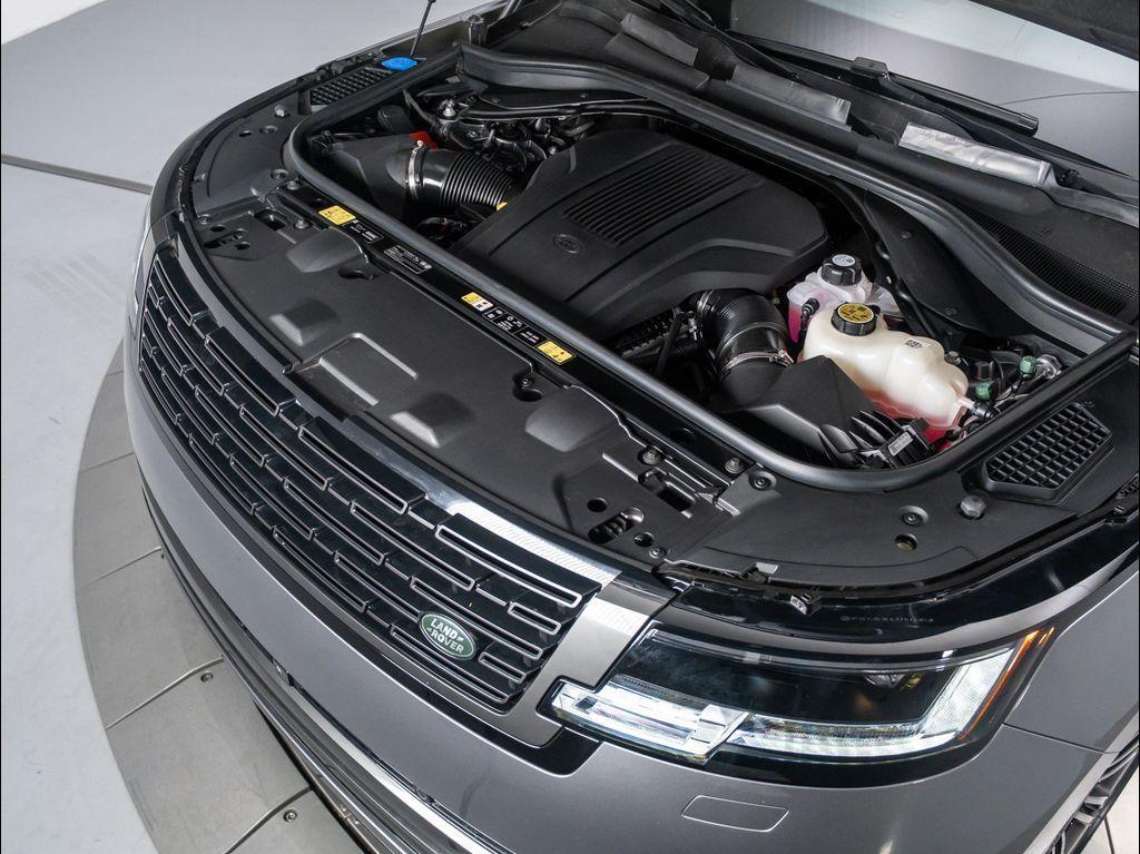 new 2025 Land Rover Range Rover car