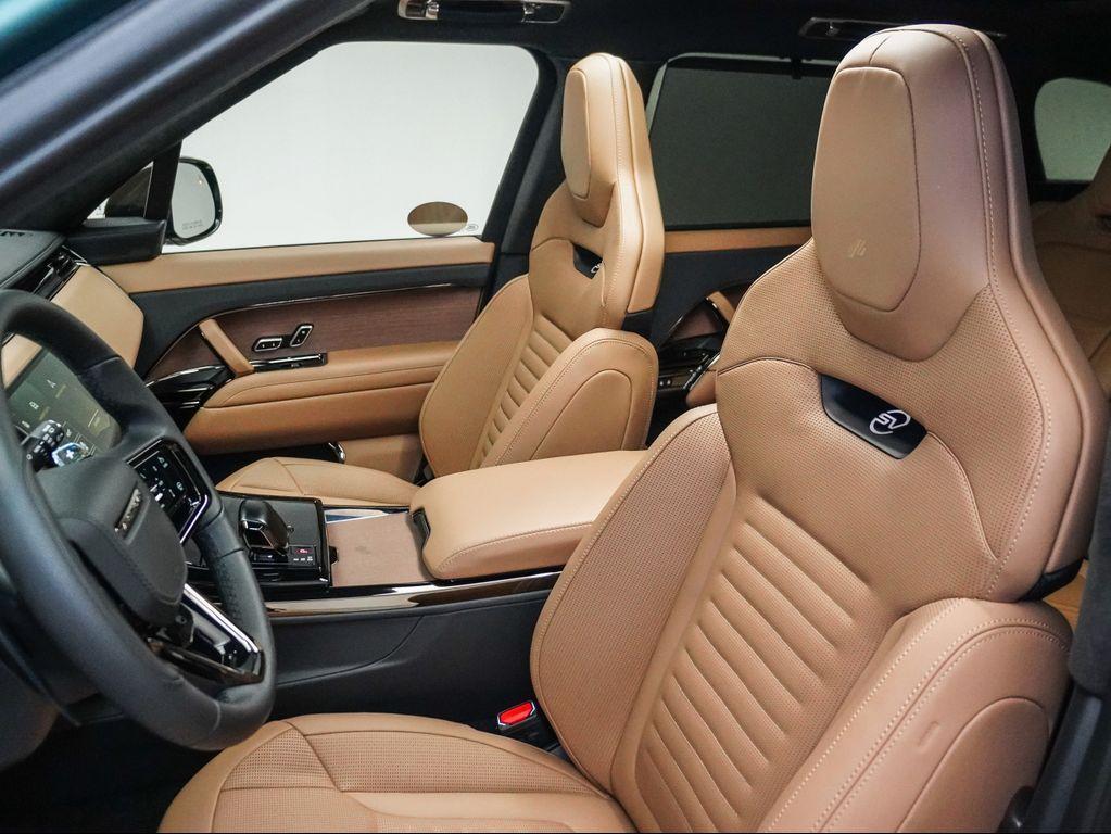 new 2025 Land Rover Range Rover Sport car