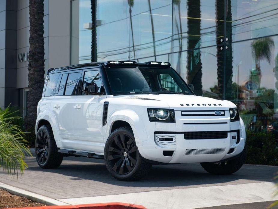 new 2024 Land Rover Defender car