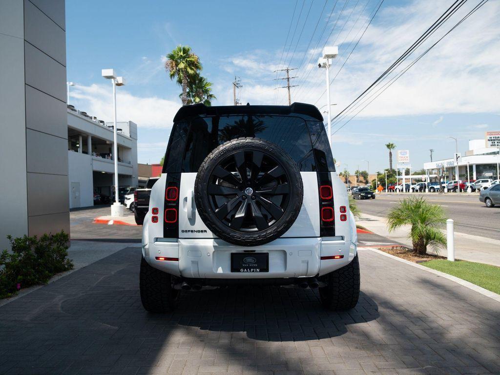 new 2024 Land Rover Defender car