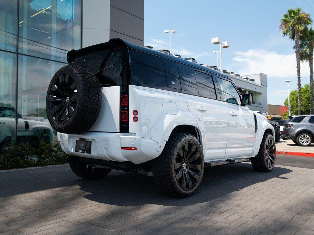 new 2024 Land Rover Defender car