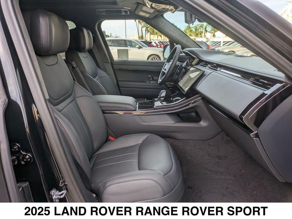 new 2025 Land Rover Range Rover Sport car