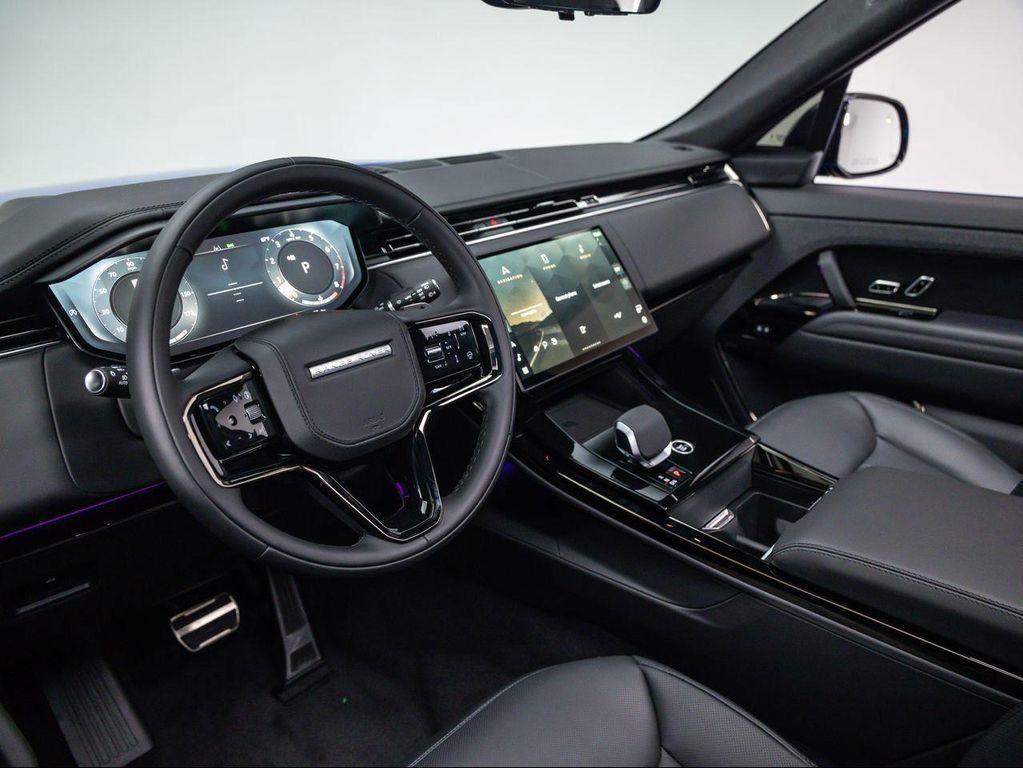 new 2025 Land Rover Range Rover Sport car