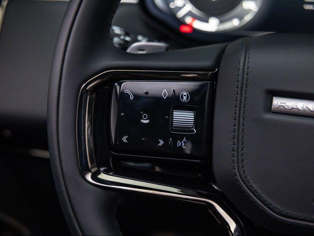 new 2025 Land Rover Range Rover Sport car