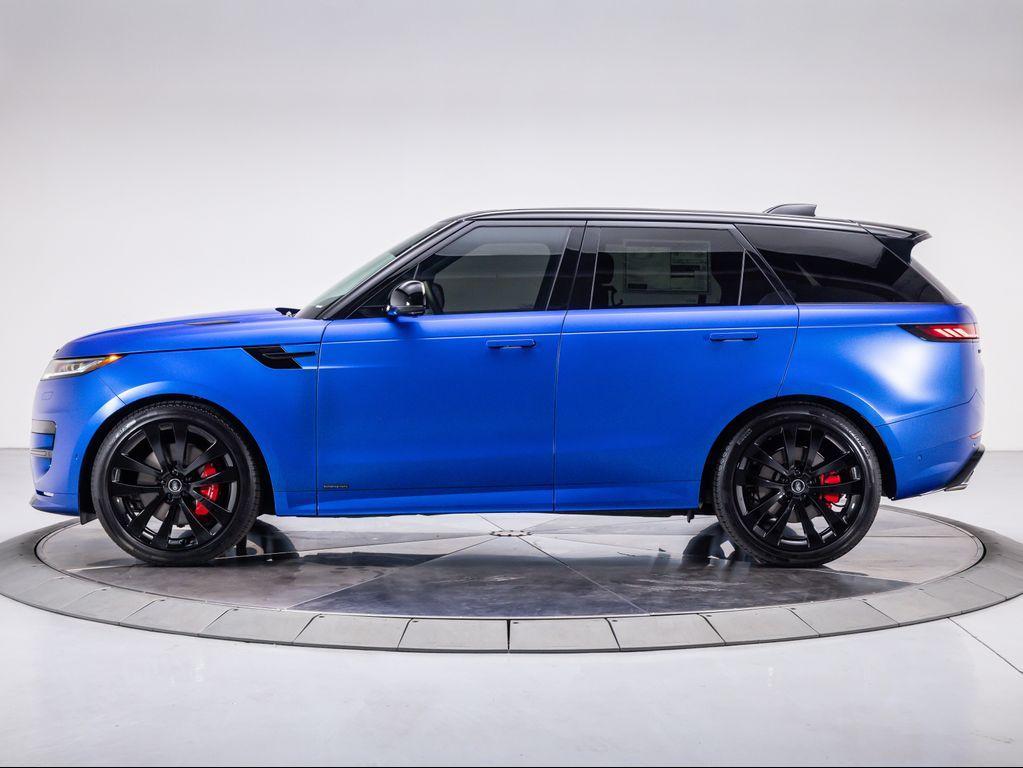 new 2025 Land Rover Range Rover Sport car