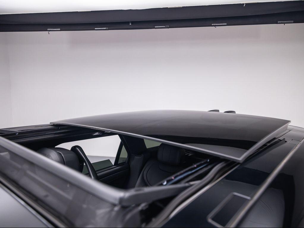 new 2025 Land Rover Range Rover Sport car