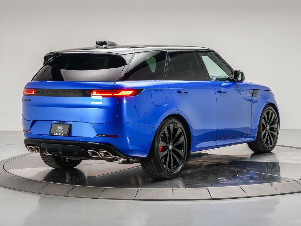 new 2025 Land Rover Range Rover Sport car