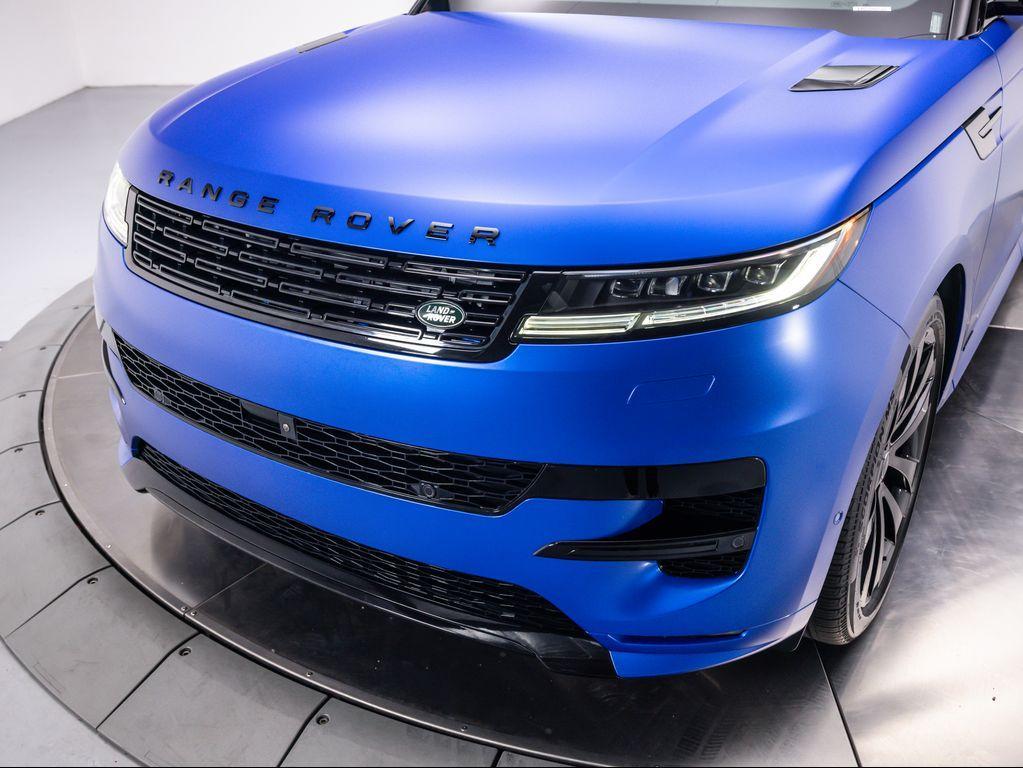 new 2025 Land Rover Range Rover Sport car