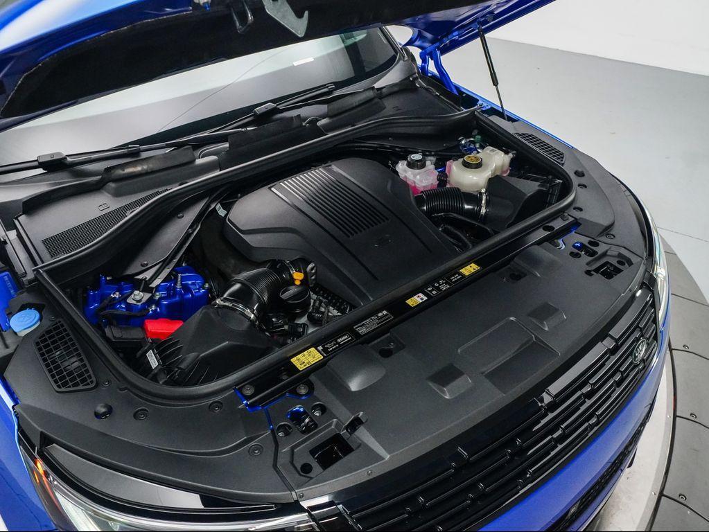 new 2025 Land Rover Range Rover Sport car