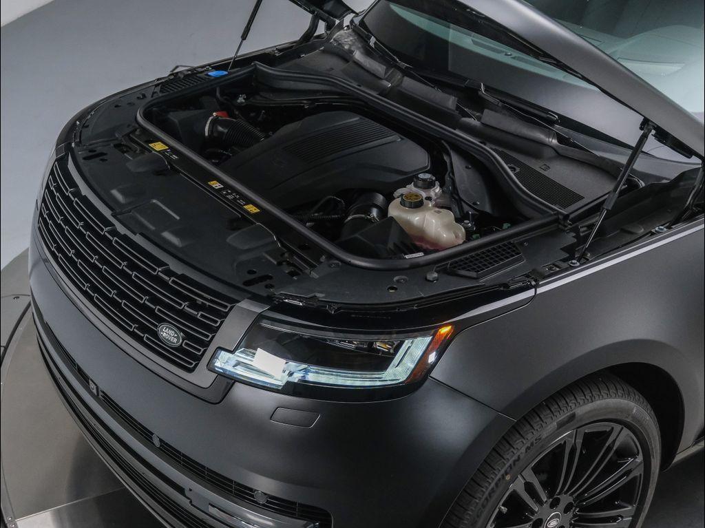 new 2025 Land Rover Range Rover car