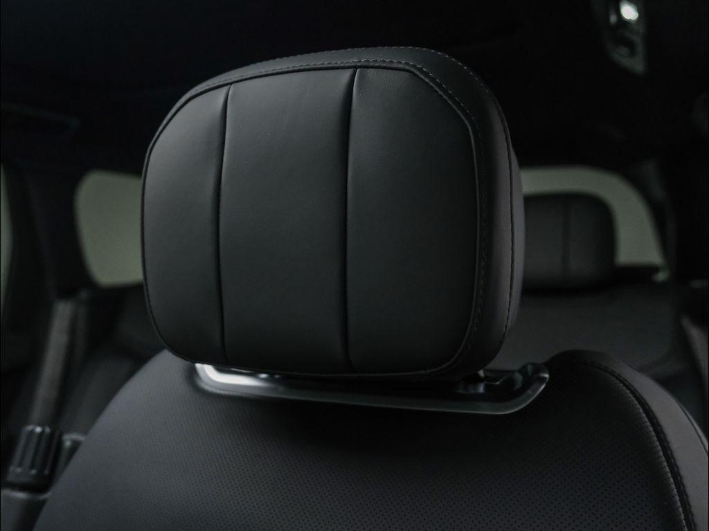 new 2025 Land Rover Range Rover car
