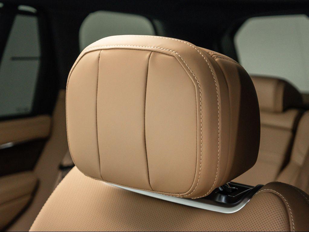 new 2025 Land Rover Range Rover car