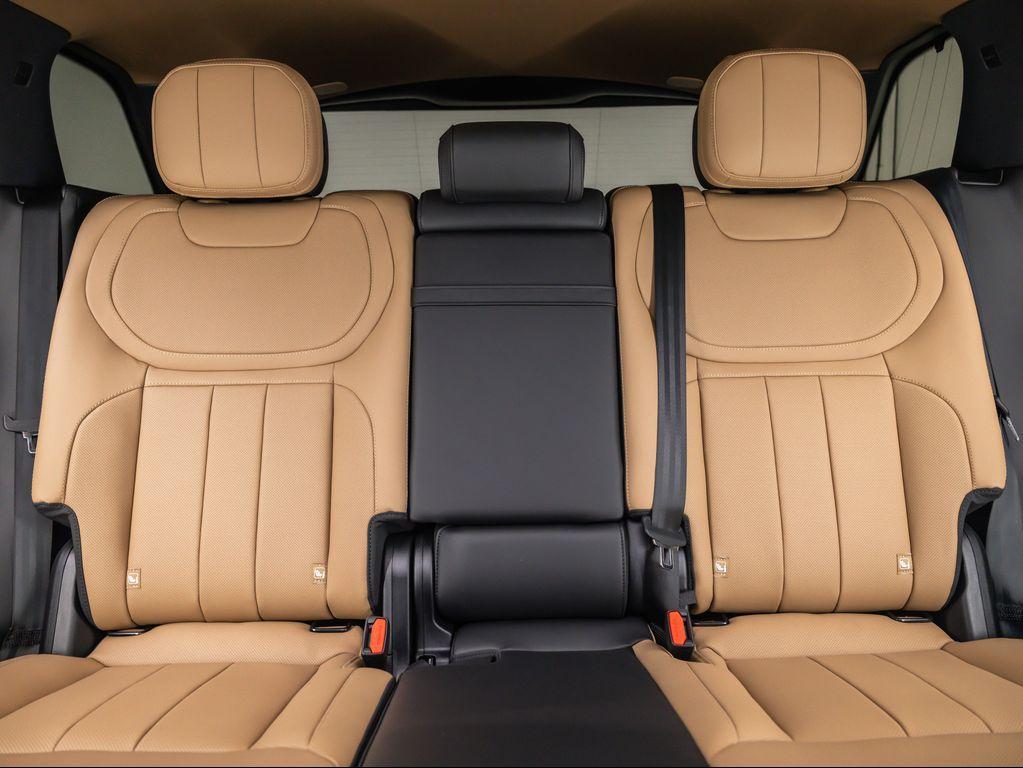 new 2025 Land Rover Range Rover Sport car
