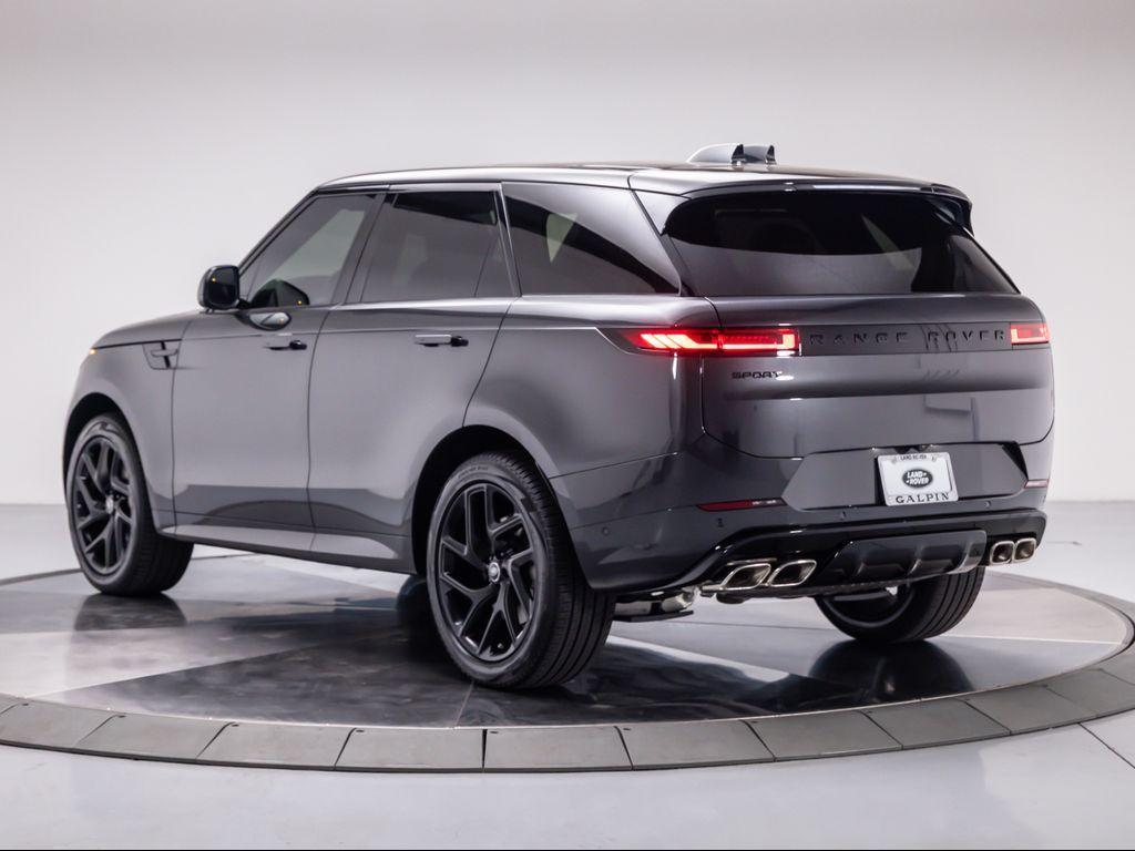new 2025 Land Rover Range Rover Sport car