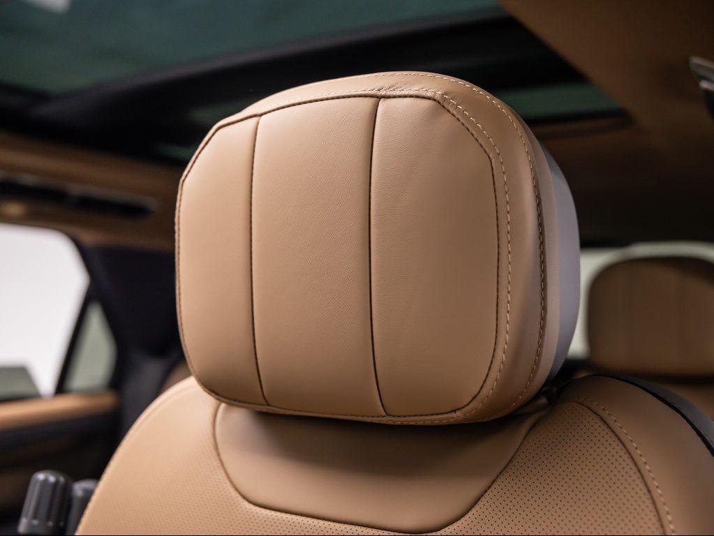 new 2025 Land Rover Range Rover Sport car