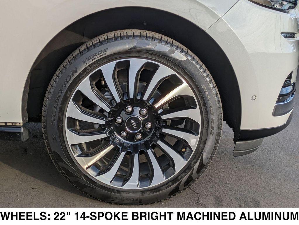 used 2022 Lincoln Navigator car, priced at $61,999