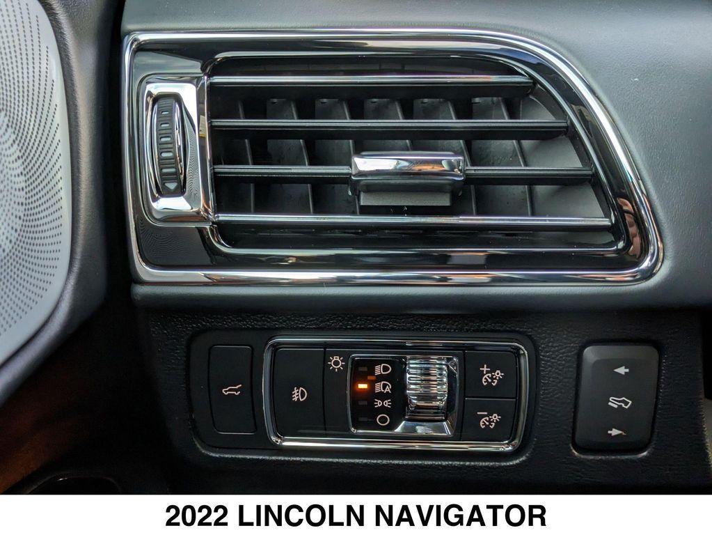 used 2022 Lincoln Navigator car, priced at $61,999