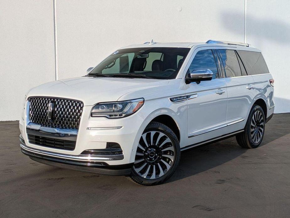 used 2022 Lincoln Navigator car, priced at $61,999