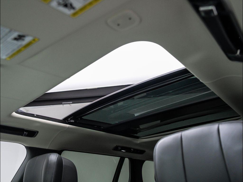 new 2025 Land Rover Range Rover car