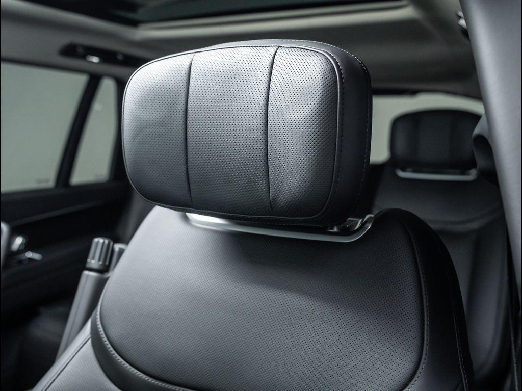 new 2025 Land Rover Range Rover car