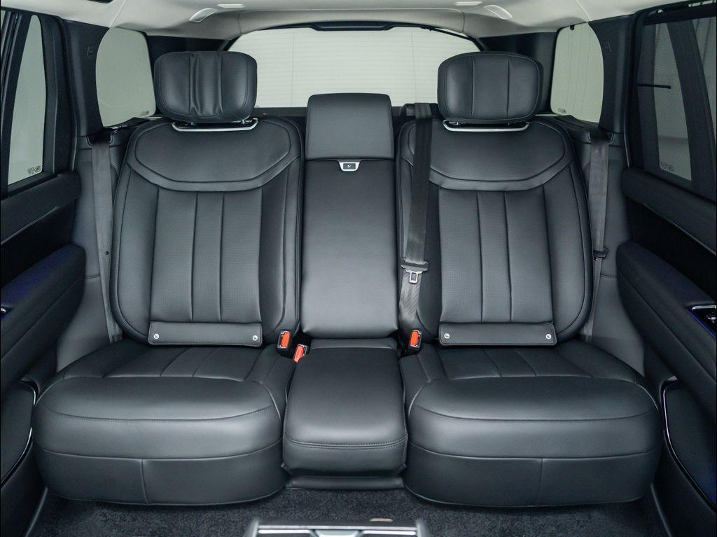 new 2025 Land Rover Range Rover car