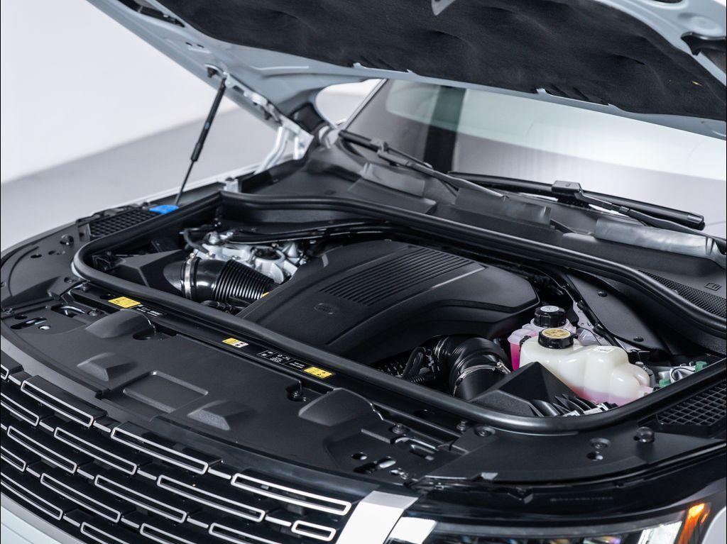 new 2025 Land Rover Range Rover car