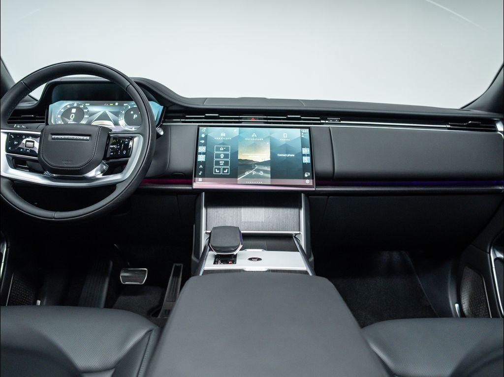 new 2025 Land Rover Range Rover car
