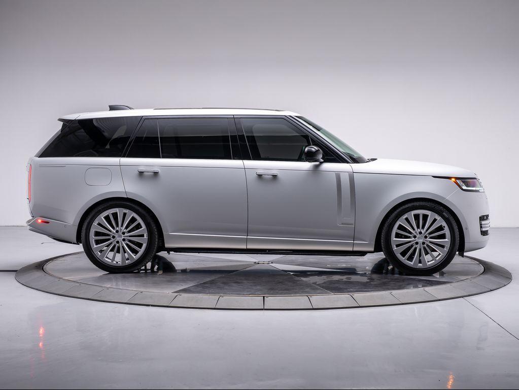 new 2025 Land Rover Range Rover car