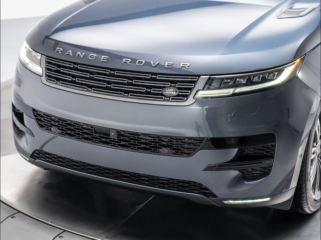 new 2025 Land Rover Range Rover Sport car