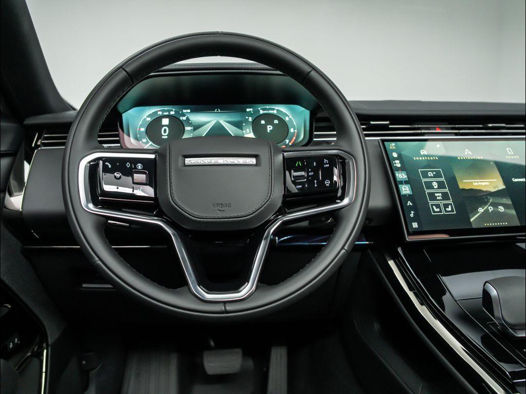 new 2025 Land Rover Range Rover Sport car