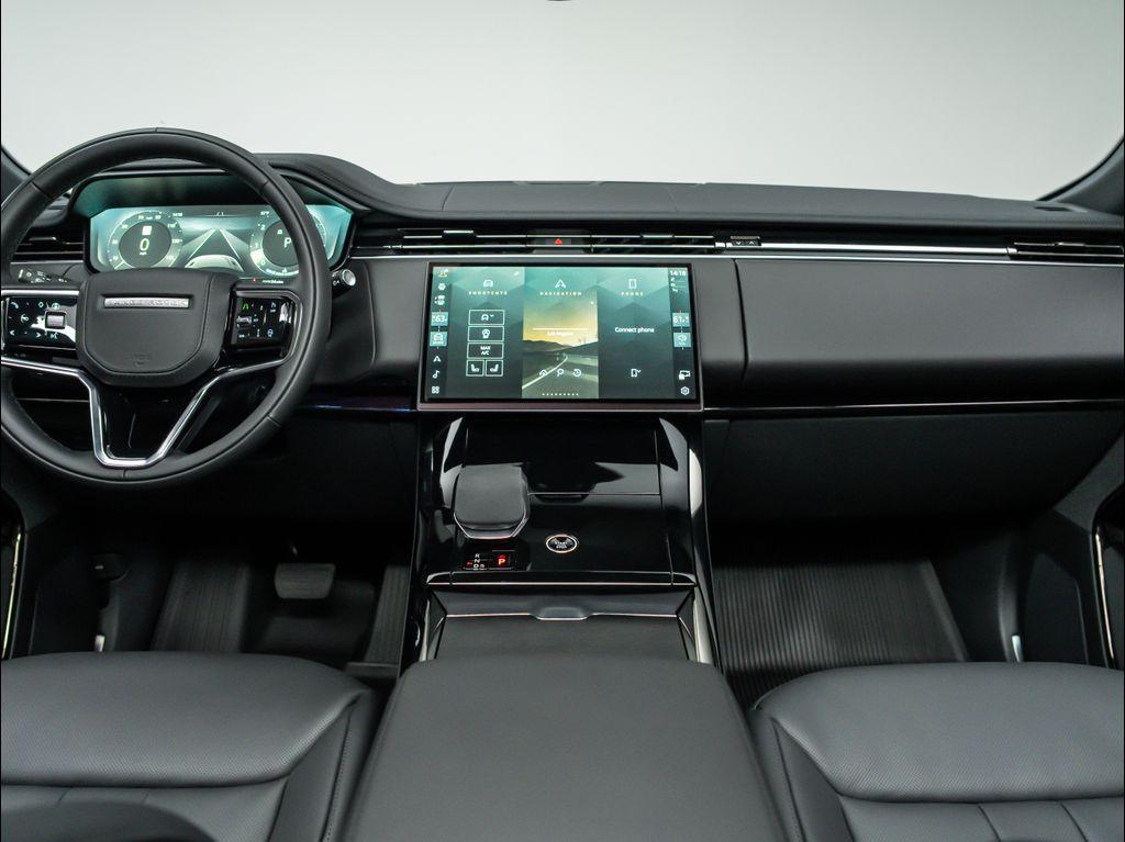 new 2025 Land Rover Range Rover Sport car