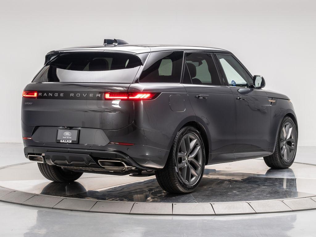 new 2024 Land Rover Range Rover Sport car