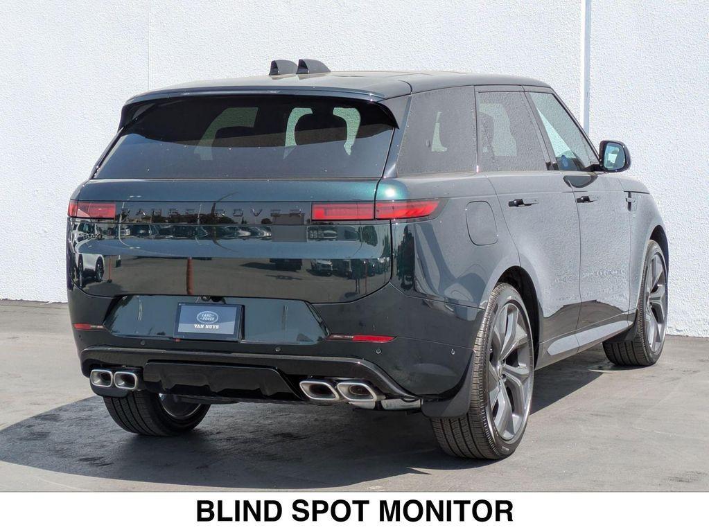 new 2025 Land Rover Range Rover Sport car