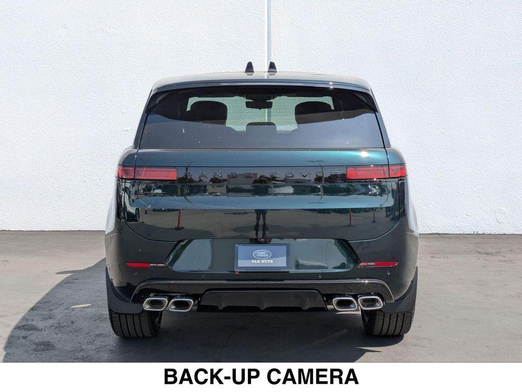 new 2025 Land Rover Range Rover Sport car