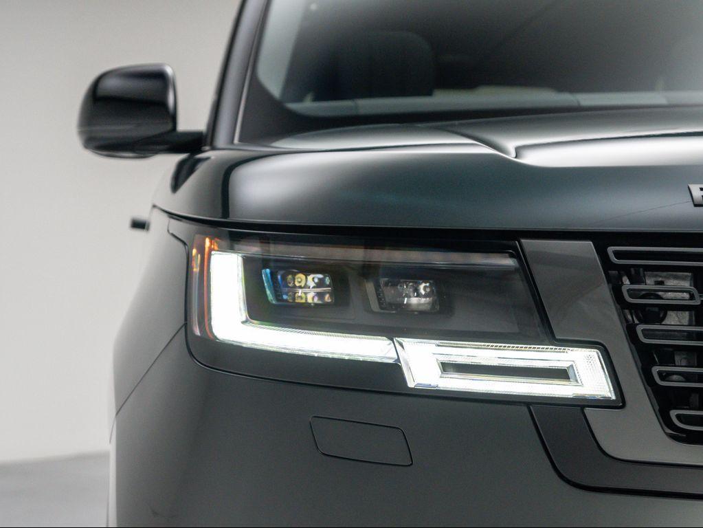 new 2025 Land Rover Range Rover car
