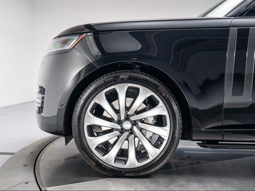 new 2025 Land Rover Range Rover car