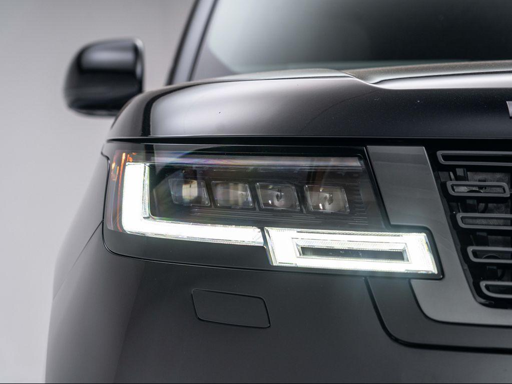 new 2025 Land Rover Range Rover car