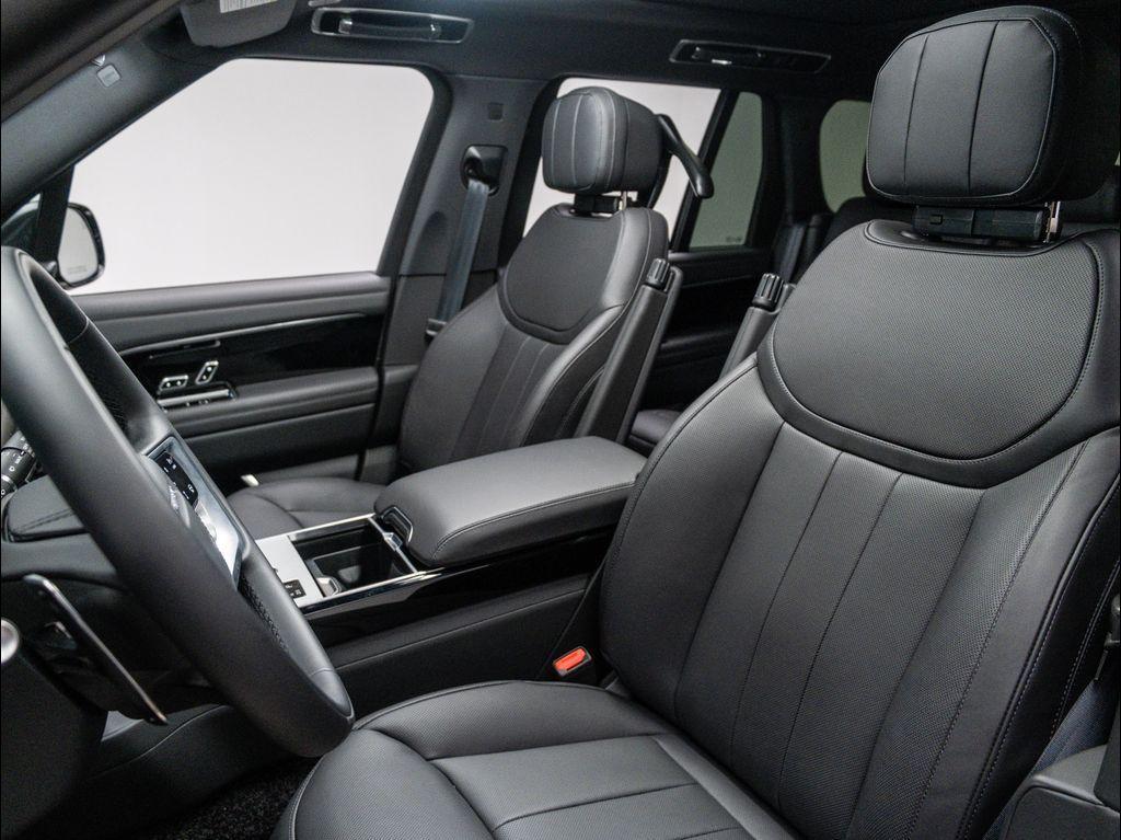 new 2025 Land Rover Range Rover car