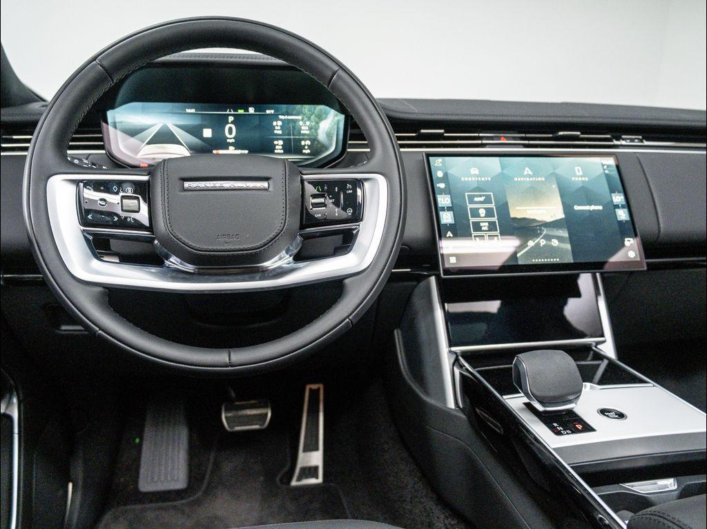 new 2025 Land Rover Range Rover car