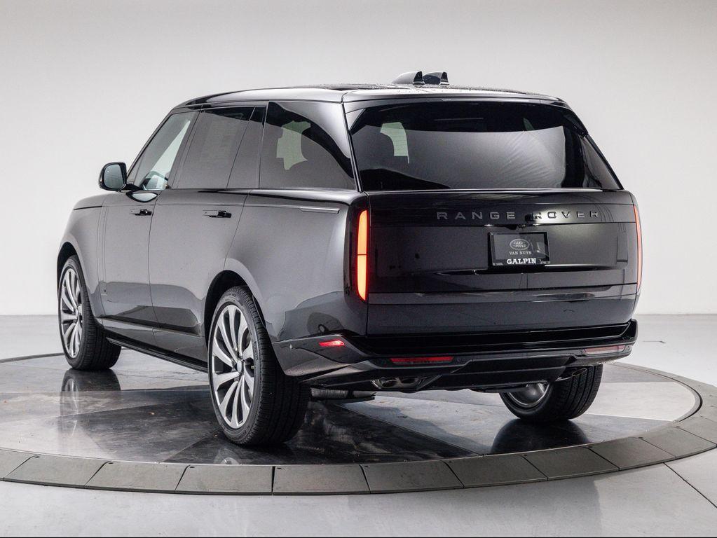 new 2025 Land Rover Range Rover car