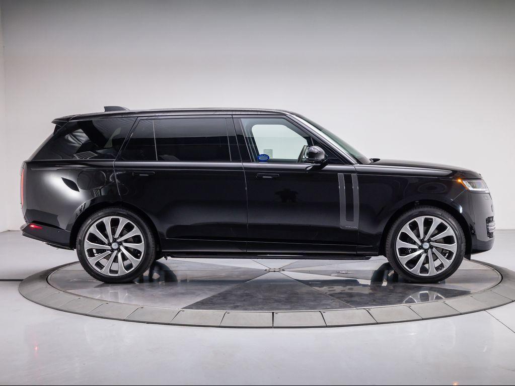 new 2025 Land Rover Range Rover car