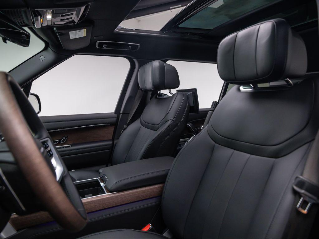 new 2025 Land Rover Range Rover car