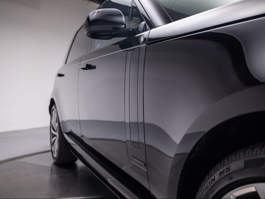new 2025 Land Rover Range Rover car