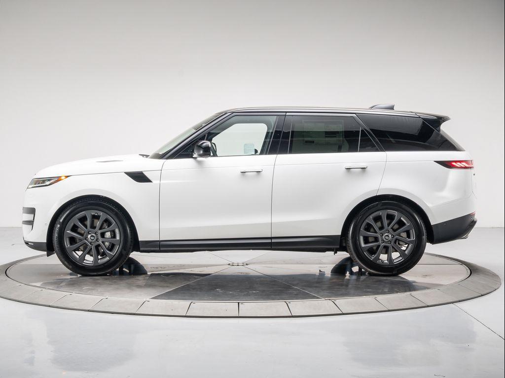 new 2025 Land Rover Range Rover Sport car