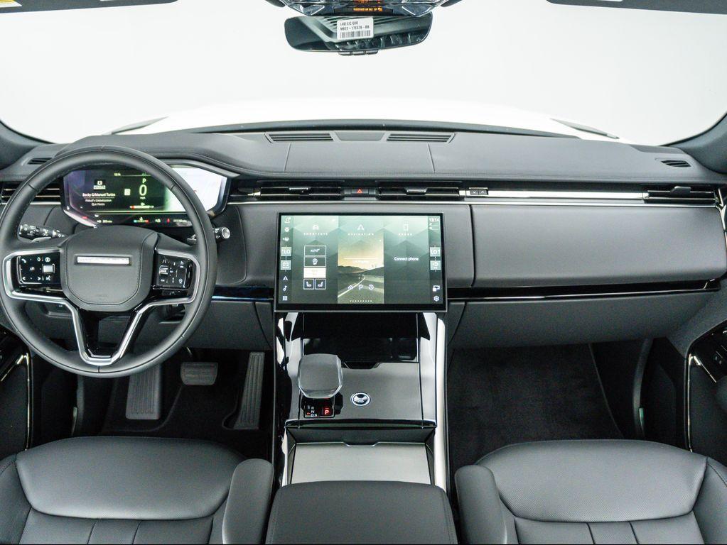 new 2025 Land Rover Range Rover Sport car