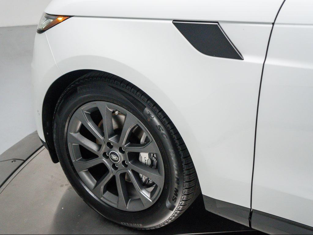 new 2025 Land Rover Range Rover Sport car