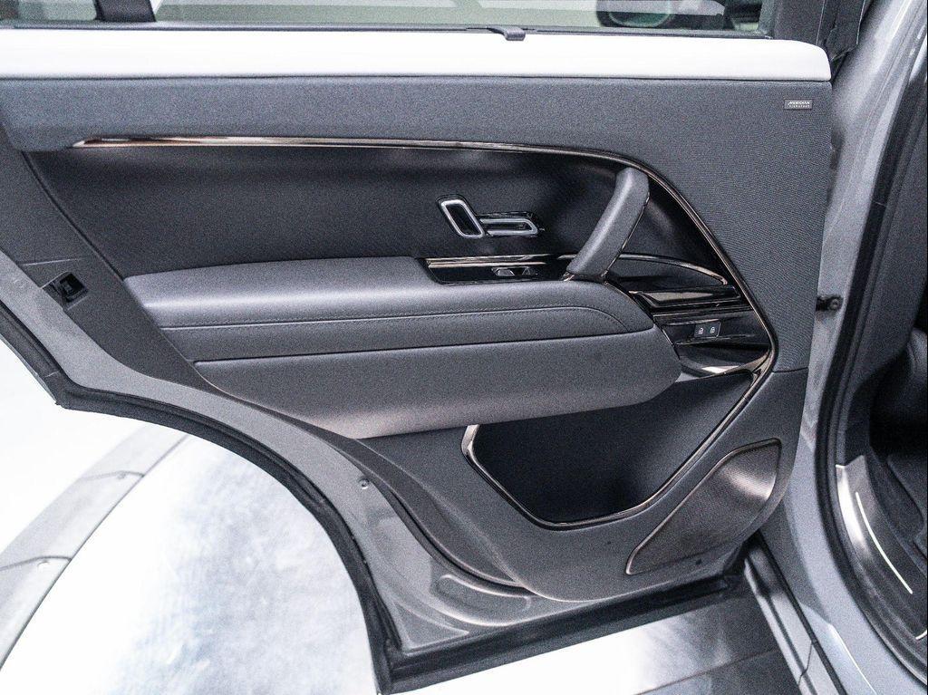 new 2025 Land Rover Range Rover Sport car