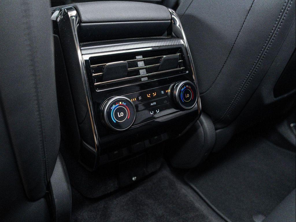 new 2025 Land Rover Range Rover Sport car