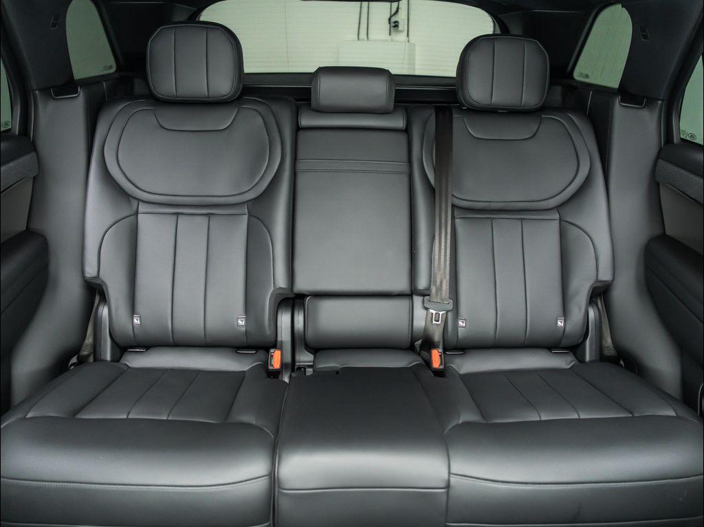 new 2025 Land Rover Range Rover Sport car